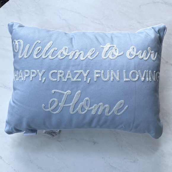 Throw Pillow - Embroidered - Blue White - 14” x 20” NWT - Picture 2 of 7